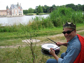 Bob drumming in France